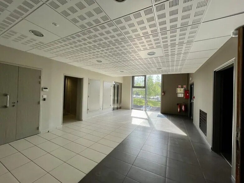 157 Bis Avenue De La Marne, Marcq-en-Barœul à louer - Hall d’entrée - Image 3 de 10