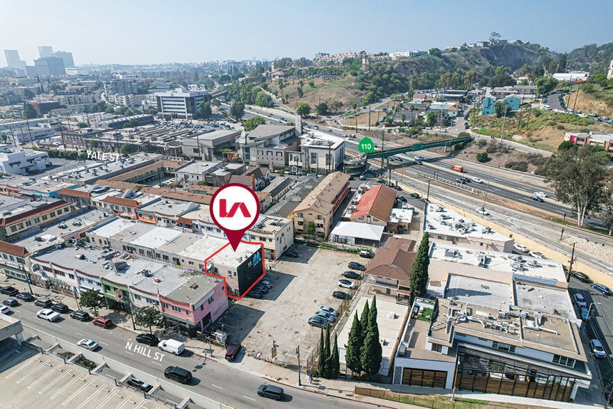978 Chung King Rd, Los Angeles, CA à vendre - Photo du bâtiment - Image 2 de 14