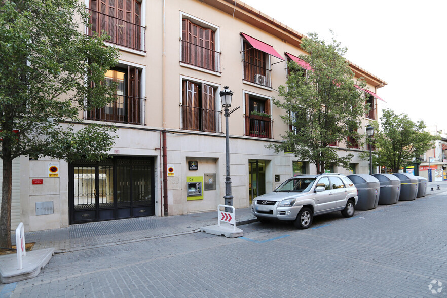 Calle Stuart, 57, Aranjuez, Madrid à louer - Photo du bâtiment - Image 2 de 2