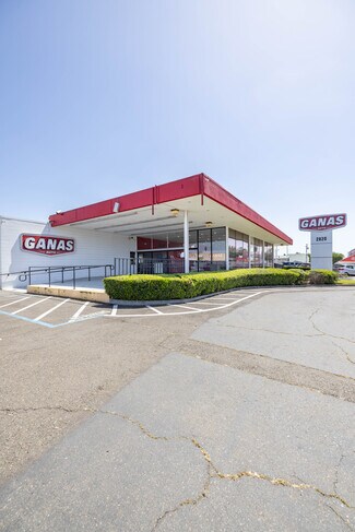 Plus de détails pour 2820 Fulton Ave, Sacramento, CA - Commerce de détail à louer