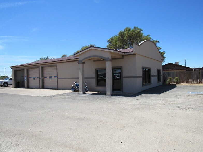 1904 E Broadway St, Altus, OK à vendre - Photo du bâtiment - Image 2 de 10