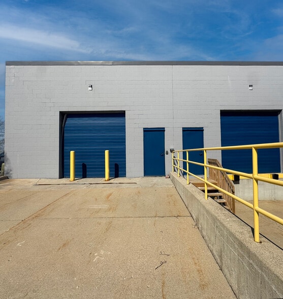 2807 Jolly Rd, Okemos, MI for lease - Building Photo - Image 3 of 4
