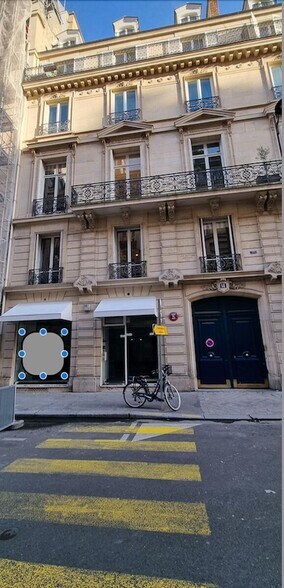 Commerce de détail dans Paris à louer - Photo du bâtiment - Image 1 de 1