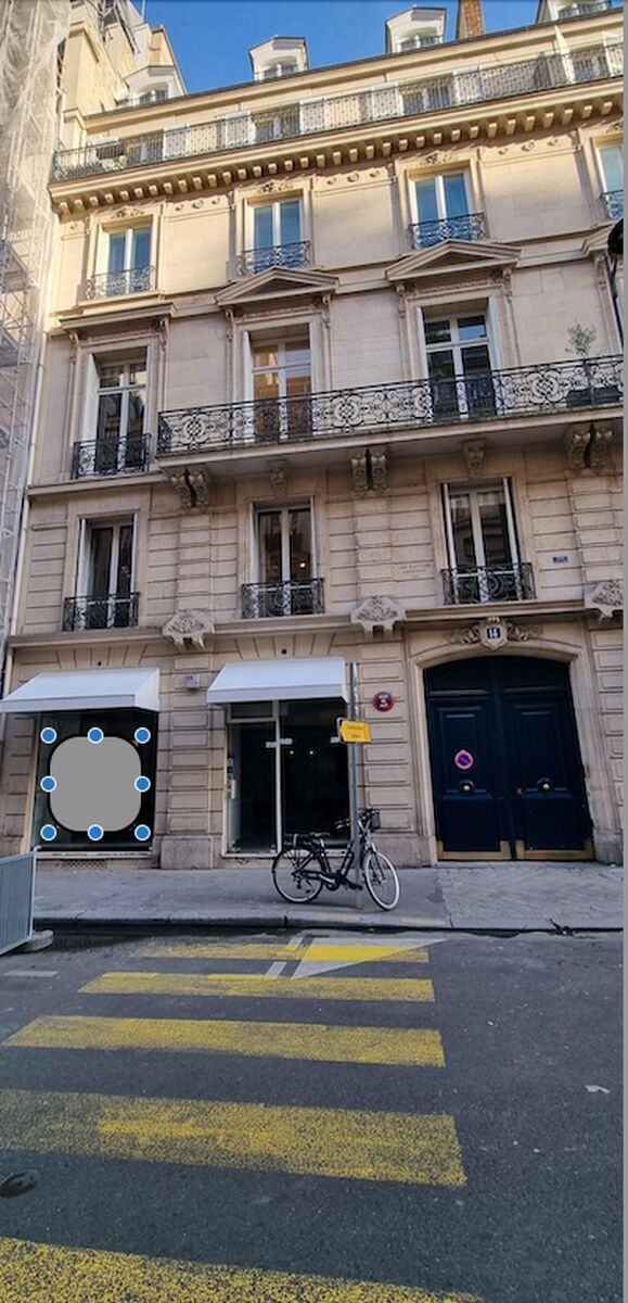 Retail in Paris for lease Building Photo- Image 1 of 2