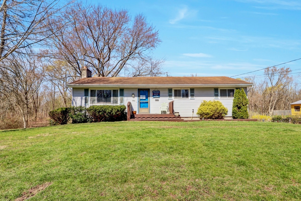 113 N Chestnut St, New Paltz, NY for lease Primary Photo- Image 1 of 15