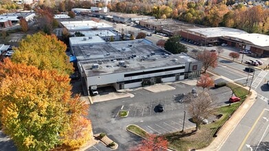 2122 Freedom Dr, Charlotte, NC à louer - Vidéo sur l’inscription commerciale