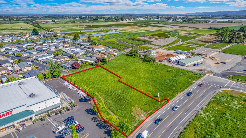 Southeast 2nd St, Scappoose, OR for sale - Building Photo - Image 3 of 14