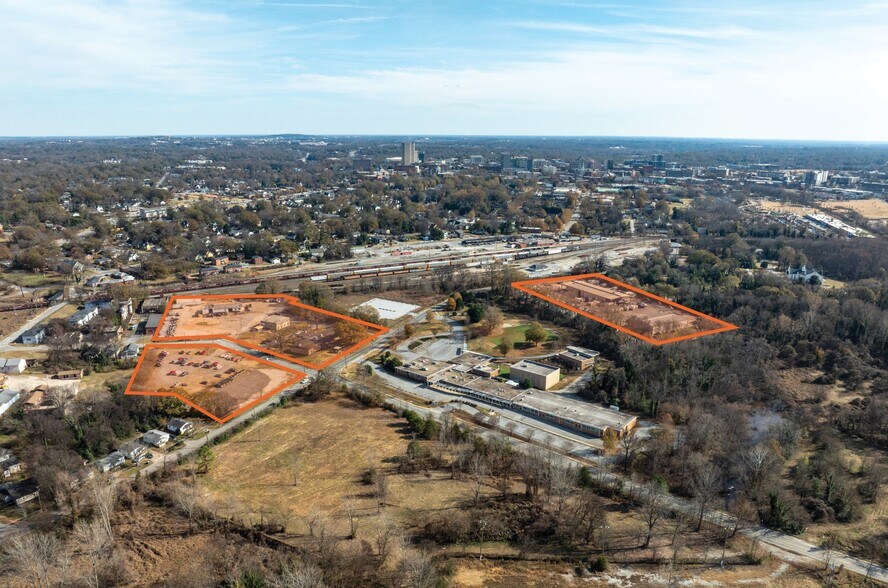 1600 W Washington St, Greenville, SC à vendre - Photo du bâtiment - Image 2 de 20