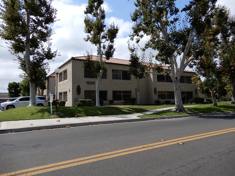 1200 Paseo Camarillo, Camarillo, CA à vendre - Photo principale - Image 1 de 10