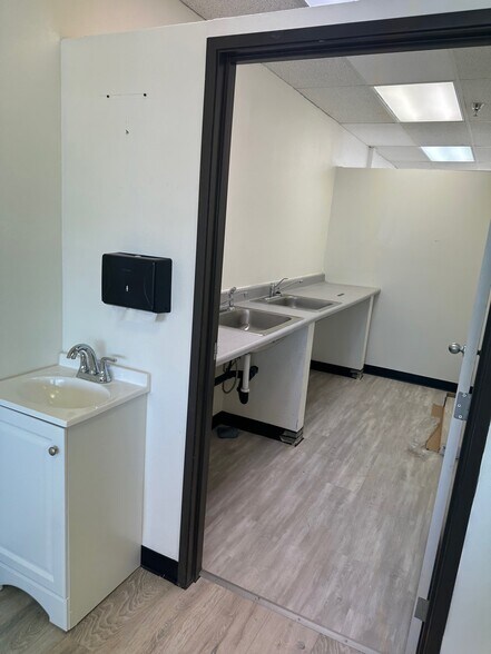 72171 Highway 111, Palm Desert, CA à louer - Photo intérieure - Image 2 de 20