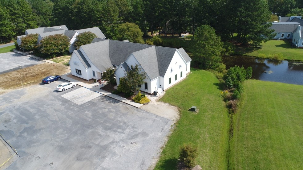 22581 Center Pky, Accomac, VA for sale - Building Photo - Image 2 of 16