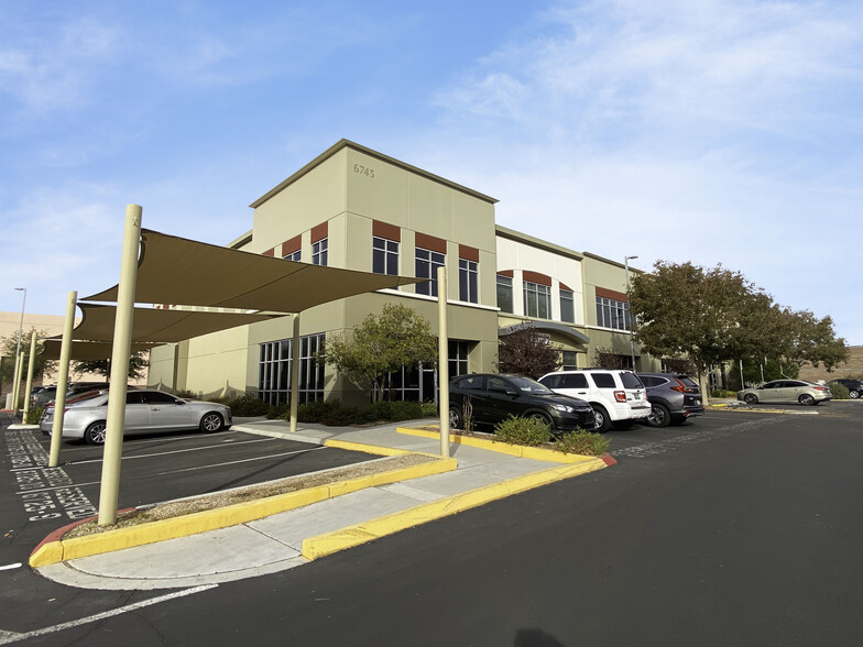 6745 S Eastern Ave, Las Vegas, NV for lease - Building Photo - Image 1 of 68