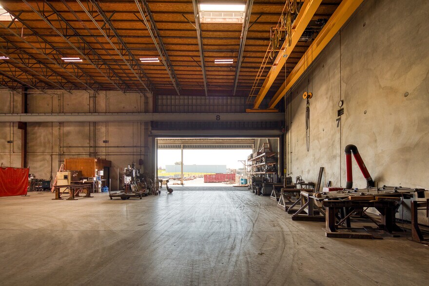 380 Industrial Ct, Benicia, CA à louer - Photo intérieure - Image 3 de 22