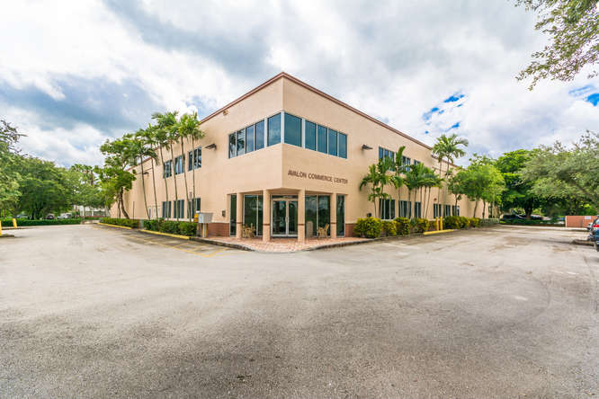 10484-10500 NW 50th St, Sunrise, FL à louer - Photo principale - Image 3 de 10