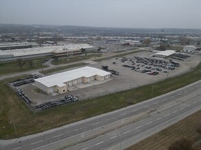 3550 Fairbanks Ave, Kansas City, KS for lease Building Photo- Image 2 of 2