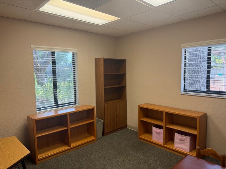 5020 Goddard Ave, Orlando, FL for sale - Building Photo - Image 3 of 8