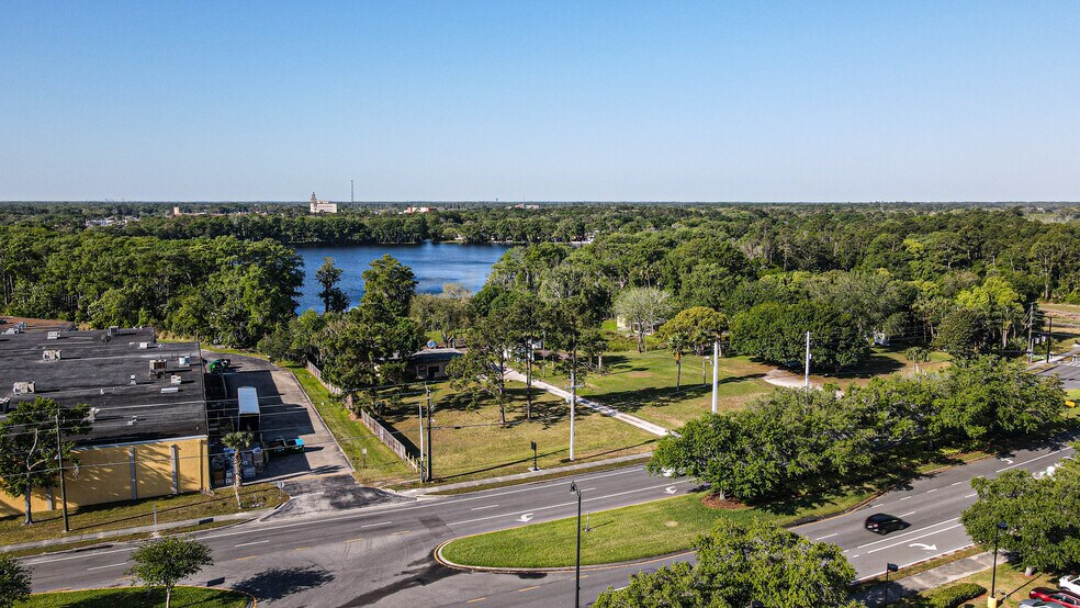 275 W Lake Mary Blvd, Sanford, FL à louer - Aérien - Image 1 de 8