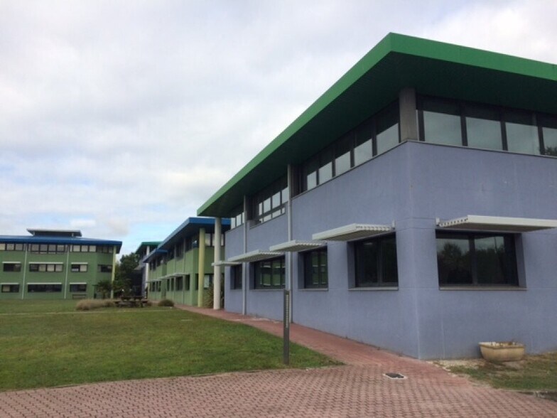 Bureau dans Pessac à louer - Photo du bâtiment - Image 2 de 5