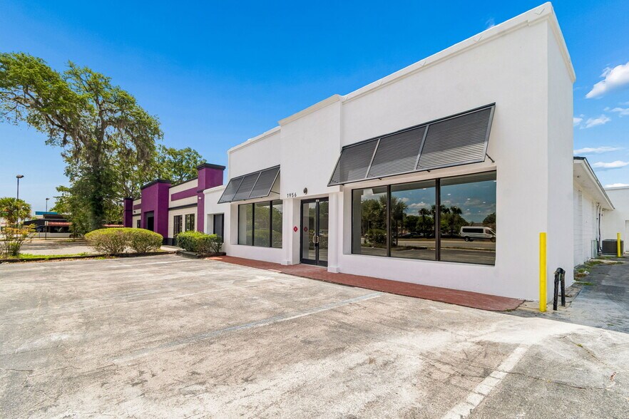 1956 Kingsley Ave, Orange Park, FL à vendre - Photo du bâtiment - Image 2 de 90
