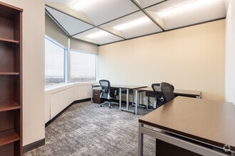 10180 101 St NW, Edmonton, AB à louer Photo intérieure- Image 1 de 1