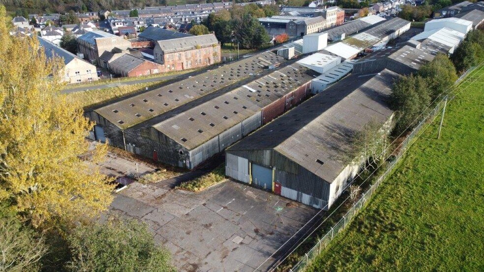 67-77 Brown St, Newmilns à louer - Photo du bâtiment - Image 2 de 4