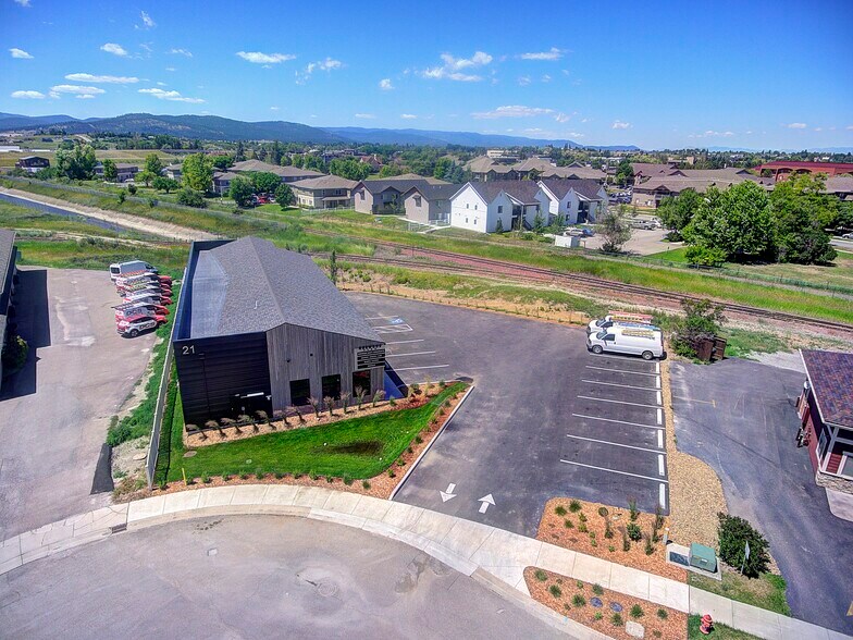 21 Meridian Ct, Kalispell, MT à vendre - Photo du bâtiment - Image 2 de 20