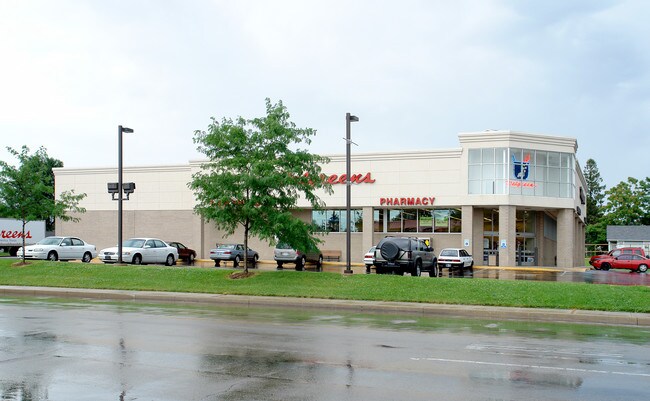 More details for 400 E Memorial Dr, Muncie, IN - Retail for Sale