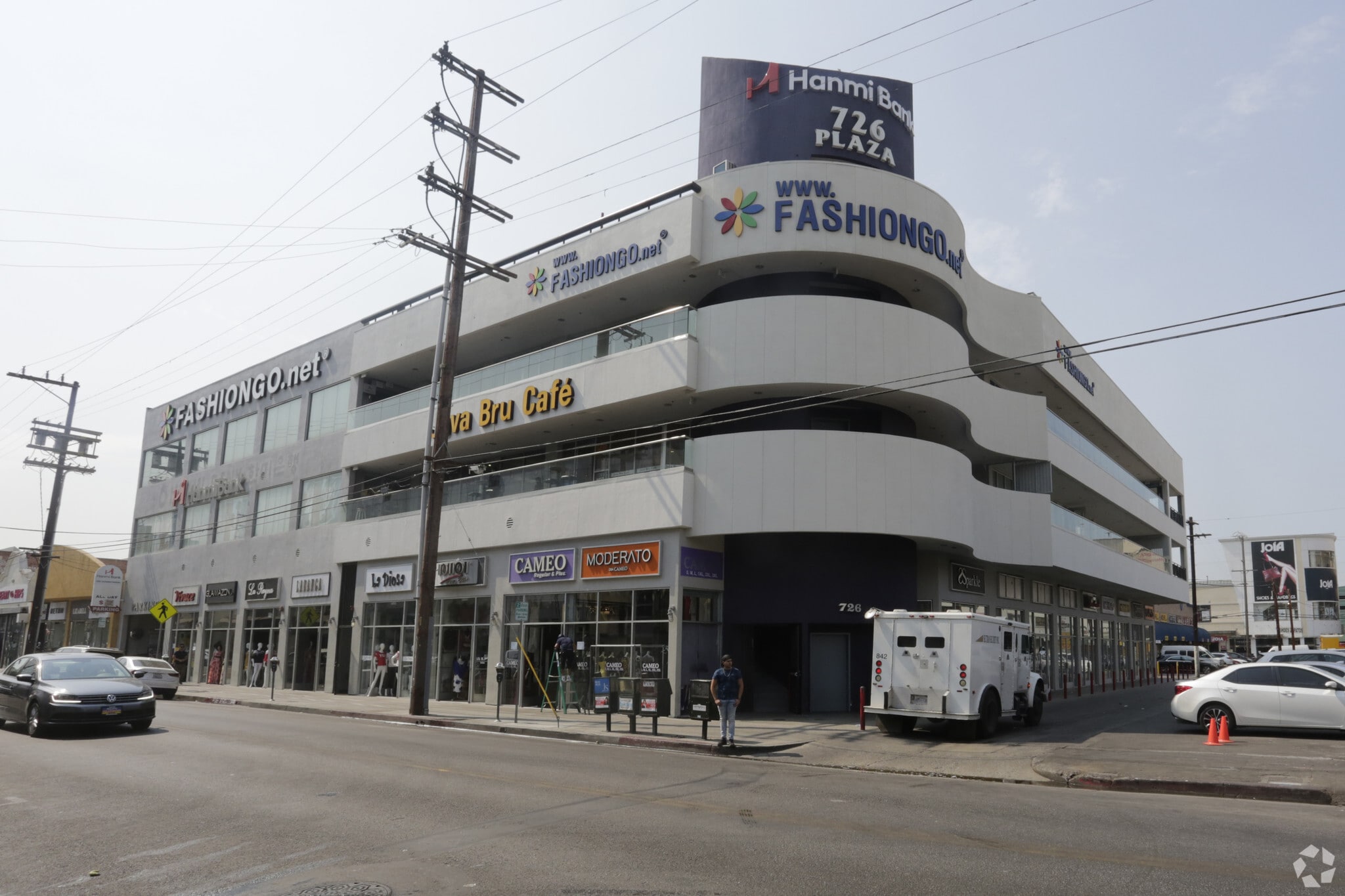 726 E 12th St, Los Angeles, CA for lease Primary Photo- Image 1 of 20