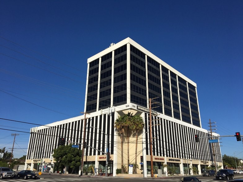 8540 S Sepulveda Blvd, Los Angeles, CA for lease - Primary Photo - Image 1 of 12