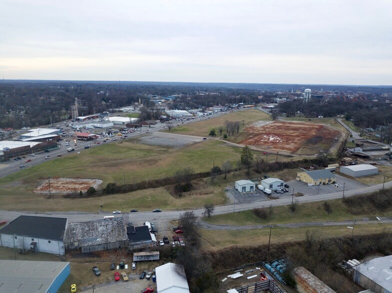 1151 College St, Clarksville, TN for sale - Building Photo - Image 2 of 4