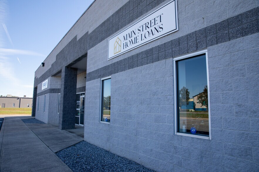 1008 Mattlind Way, Milford, DE à louer - Photo du bâtiment - Image 2 de 29