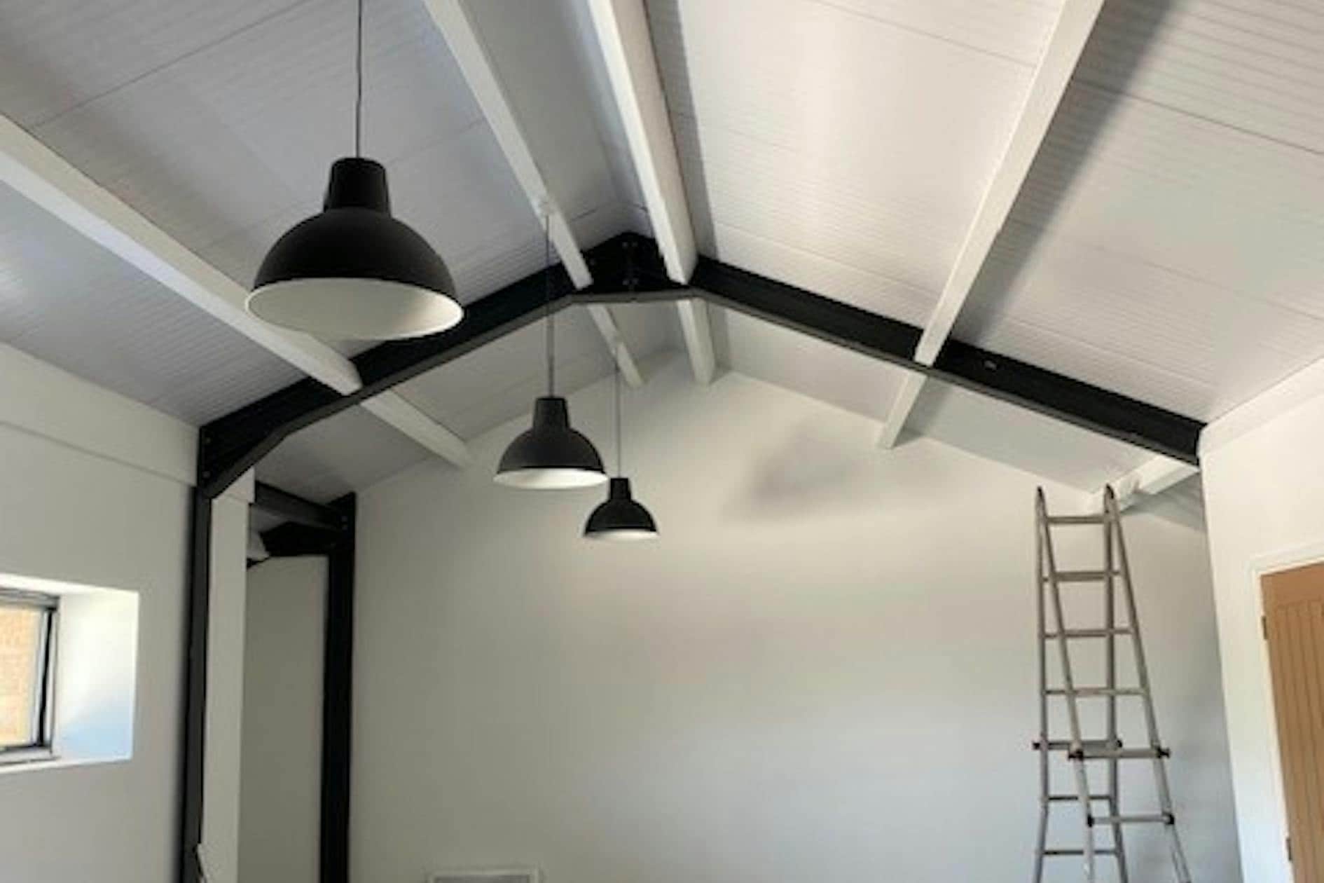 Manor Farm Yard, Upton Grey for lease Interior Photo- Image 1 of 3