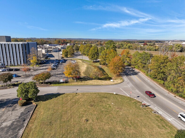 320 Greenway View dr, Chattanooga, TN à vendre - Aérien - Image 2 de 5