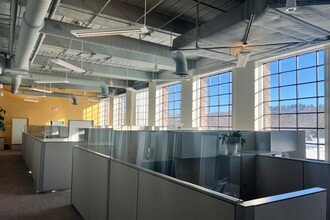 128 Lakeside Ave, Burlington, VT for lease Interior Photo- Image 2 of 6