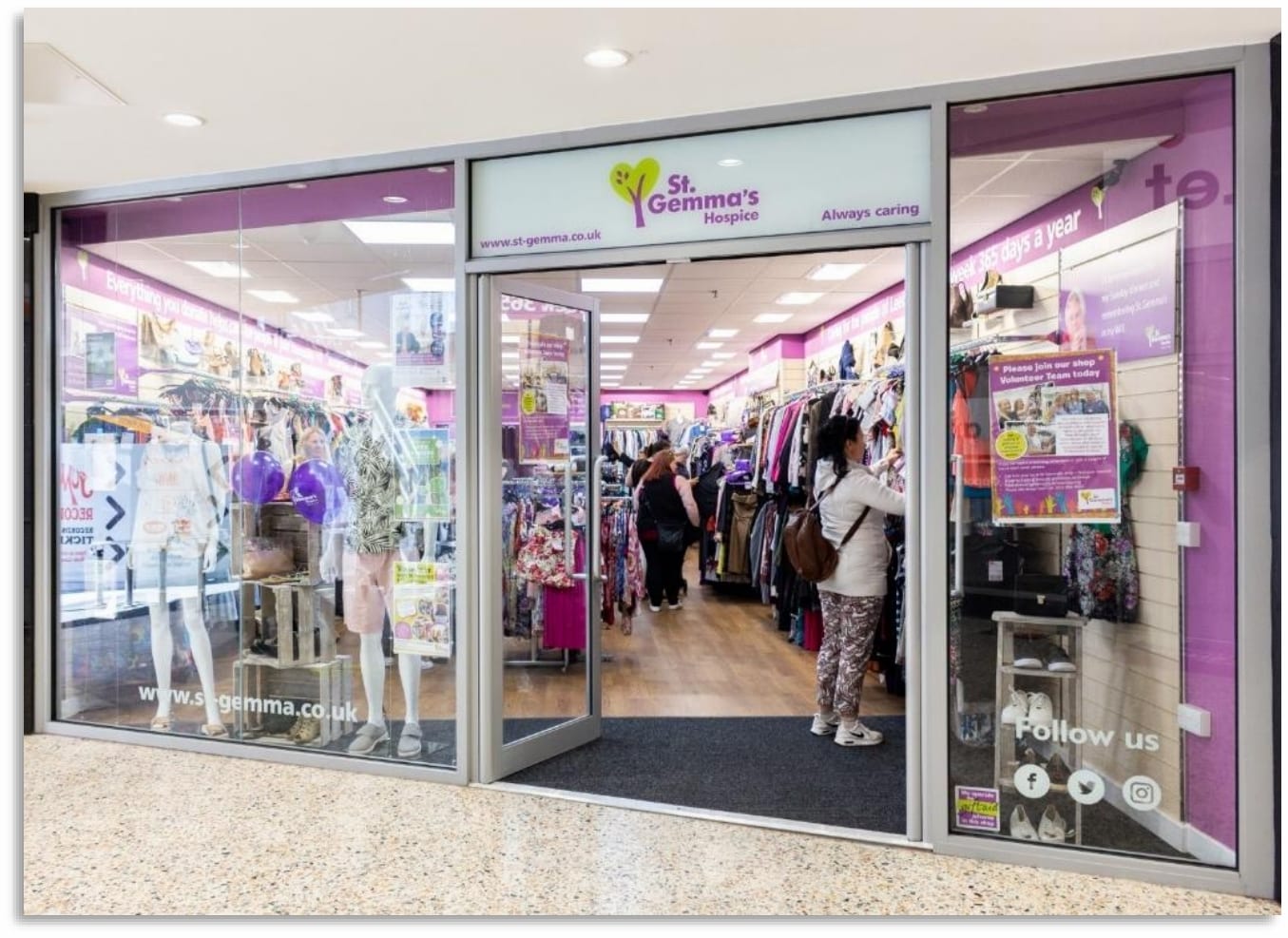 Merrion Ctr, Leeds for lease Interior Photo- Image 1 of 2