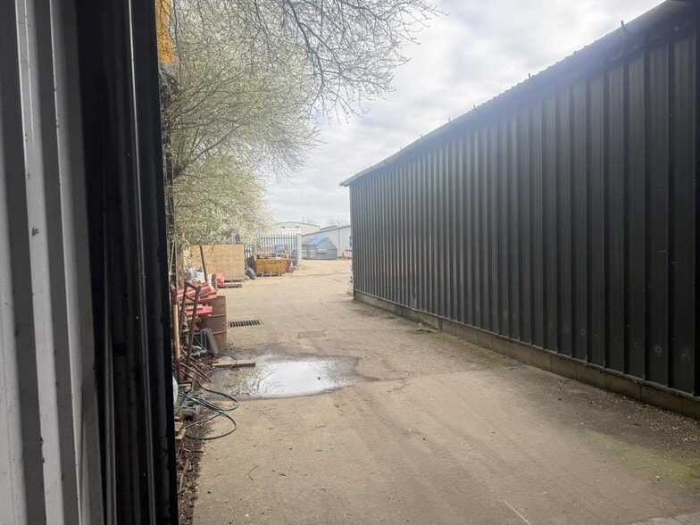 Silver St, Besthorpe for lease - Building Photo - Image 3 of 3