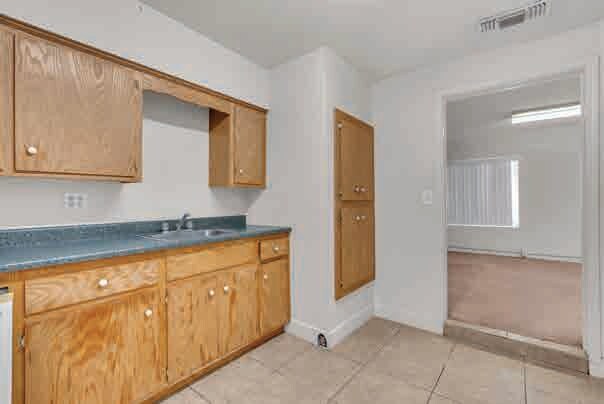 2378 & 2380 W Tahoe Ave, Caruthers, CA for lease - Interior Photo - Image 3 of 3
