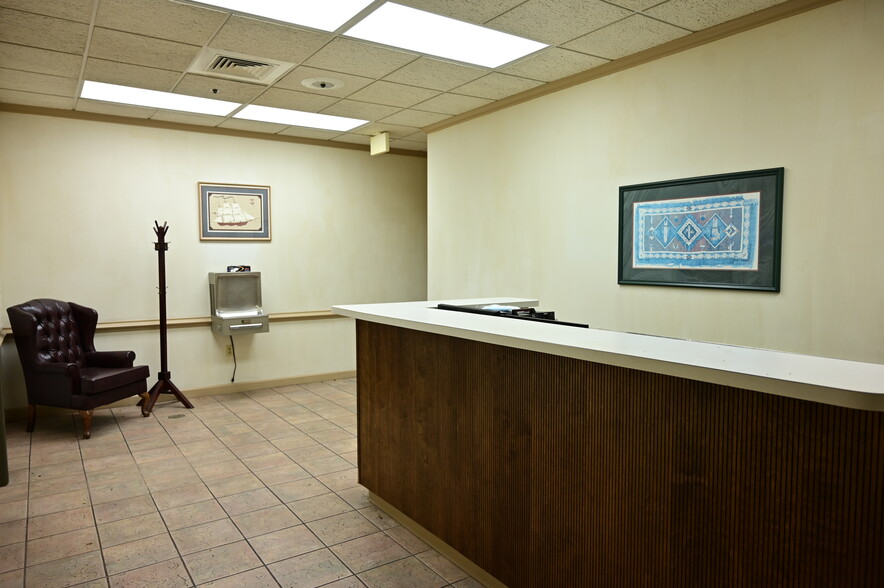 1 Walker Rd, Martinsville, VA for sale - Interior Photo - Image 3 of 13