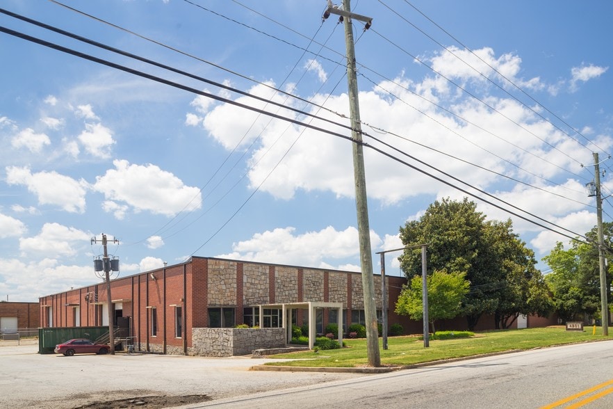 4801 Lewis Rd, Stone Mountain, GA for lease - Building Photo - Image 2 of 6