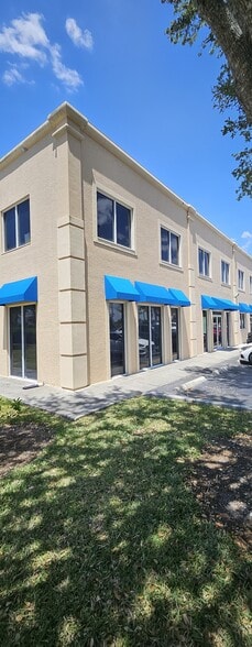 28200 Old 41 Rd, Bonita Springs, FL à vendre - Photo du bâtiment - Image 2 de 5