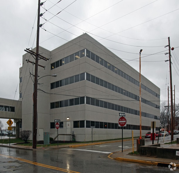 400 First Capitol Dr, Saint Charles, MO for lease - Building Photo - Image 3 of 6