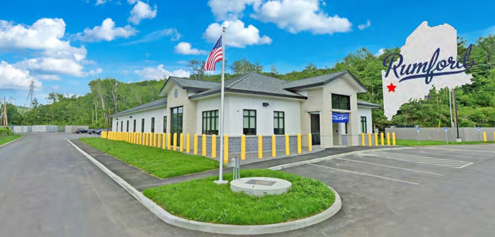 U.S. Department of Veterans Affairs Port portfolio of 4 properties for sale on LoopNet.ca - Primary Photo - Image 3 of 4