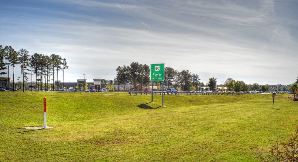 400 Pooler Pky, Pooler, GA à louer - Photo du bâtiment - Image 2 de 22