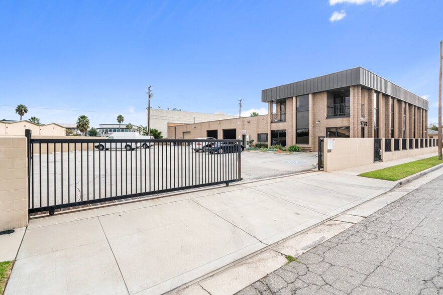 18732 Corby Ave, Artesia, CA for lease - Building Photo - Image 2 of 18