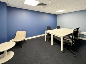 3-4 Bon Accord Crescent, Aberdeen for lease Interior Photo- Image 2 of 14
