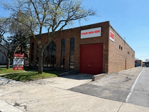 1301 Brummel Dr, Elk Grove Village, IL for lease Interior Photo- Image 1 of 3