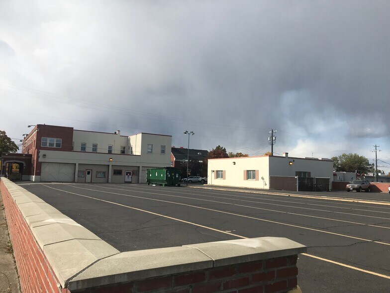 1315 W Lincoln Blvd, Spokane, WA à vendre - Photo du bâtiment - Image 2 de 4