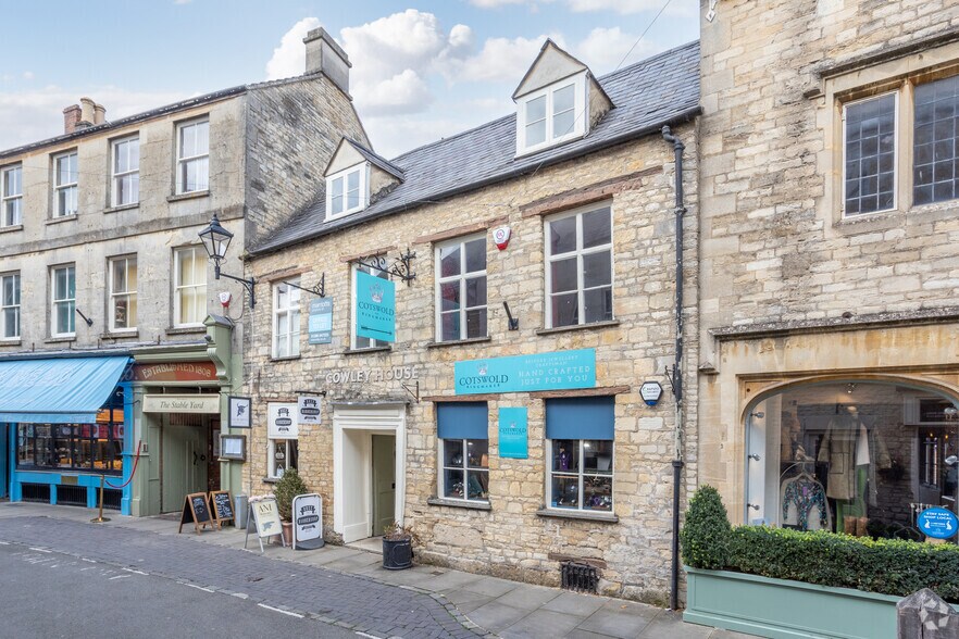 12 Black Jack St, Cirencester à louer - Photo du bâtiment - Image 3 de 4