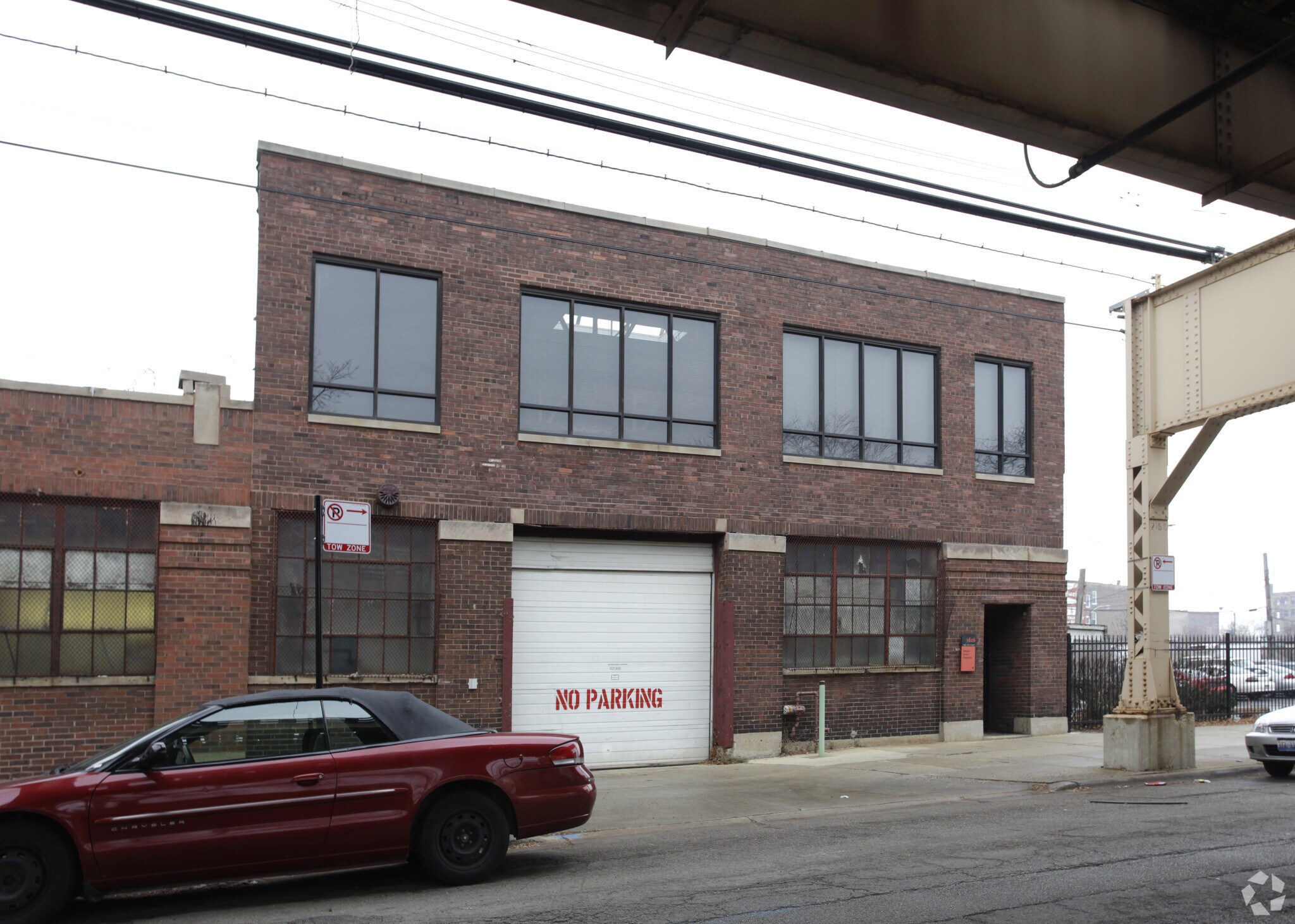 1626 W Lake St, Chicago, IL à louer Photo principale- Image 1 de 3