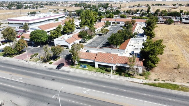 More details for 1543 E Palmdale Blvd, Palmdale, CA - Office for Lease